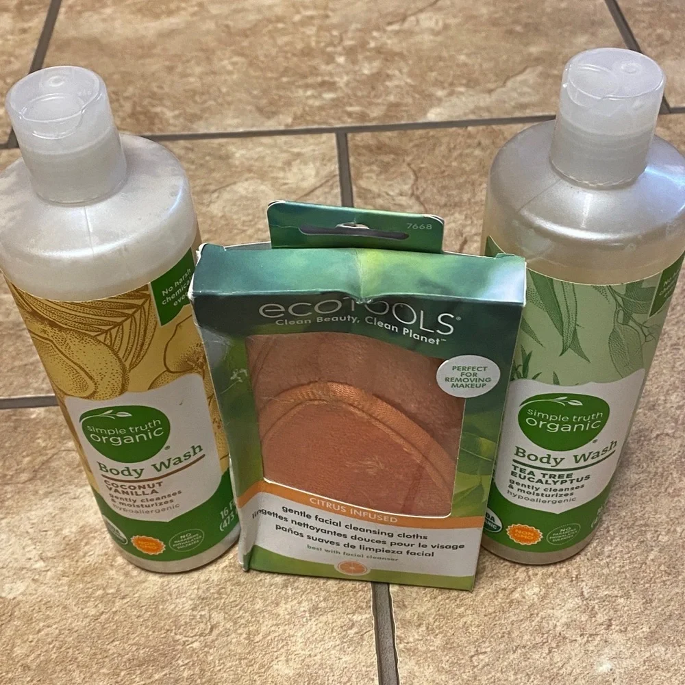 COCONUT Vanilla / Tea Tree Body Wash & Facial Cleansing Bundle Cleansing